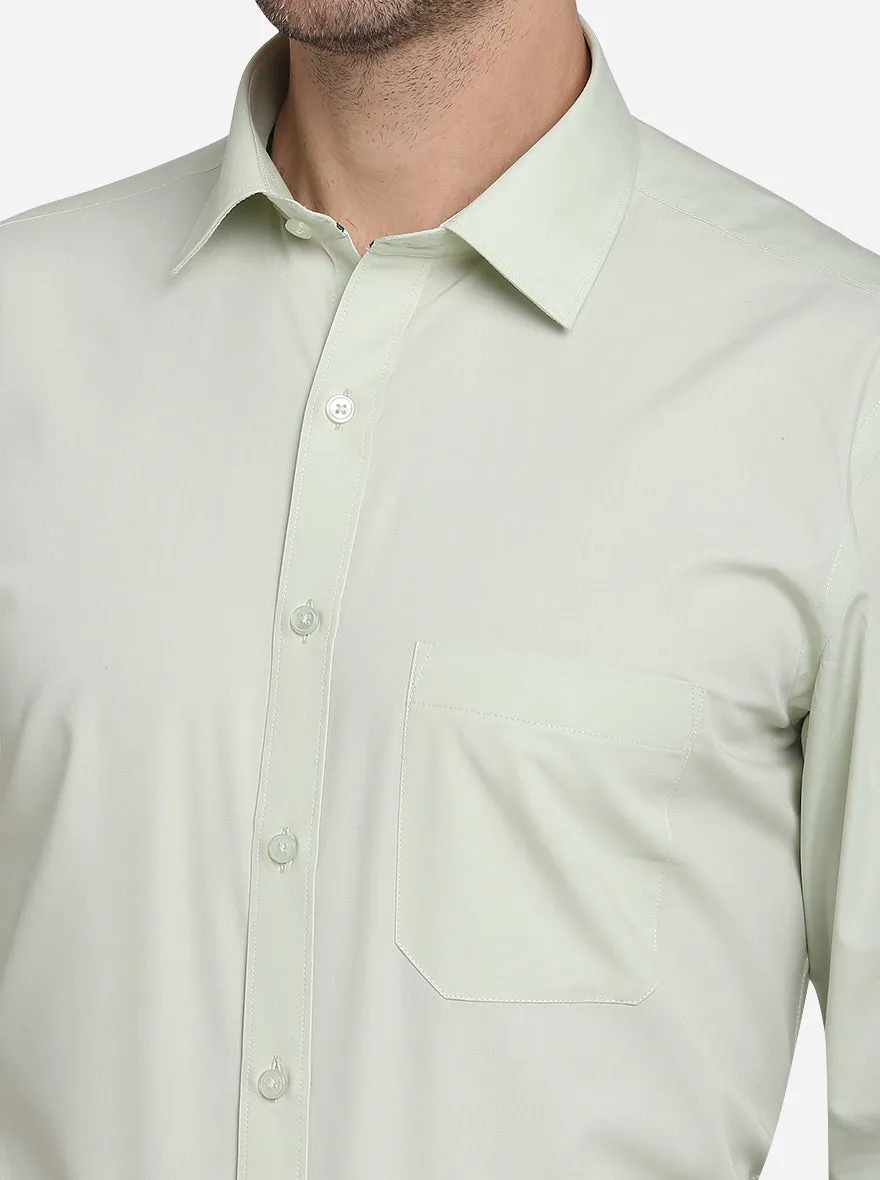 Pista Green Solid Regular Fit Formal Shirt  | Greenfibre